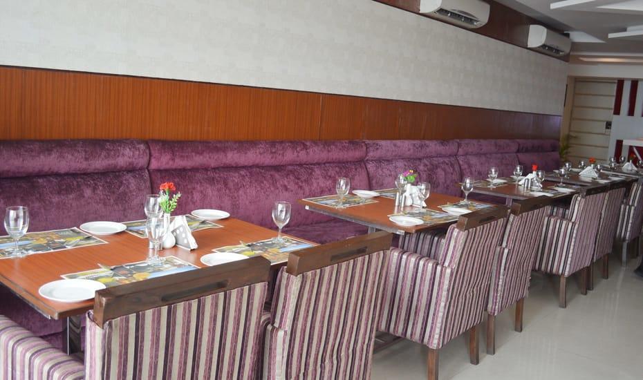 Country Inn Amritsar Bagian luar foto